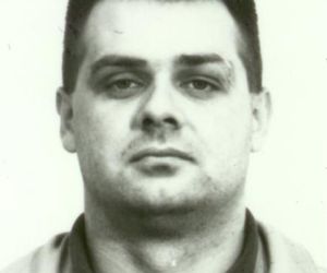 Ci zabójscy od lat są na celowniku policji. Rozpoznajesz któregoś z tych? Zgłoś się na policję