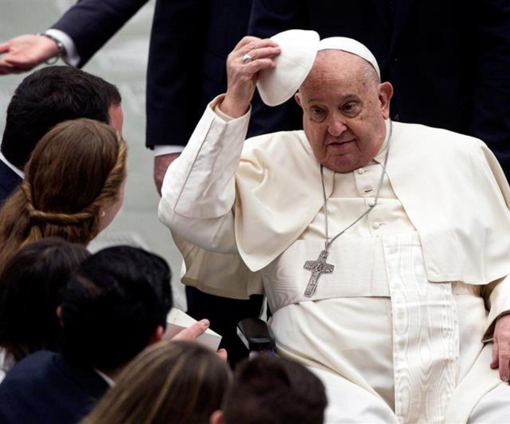 Papież Franciszek musiał przerwać przemówienie. Wszystko przez chorobę