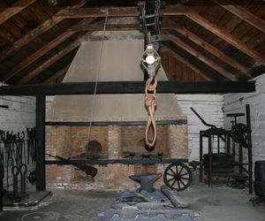 Muzeum Przemysłu Naftowego i Gazowniczego w Bóbrce. Odwiedź wyjątkowe miejsce na mapie Polski