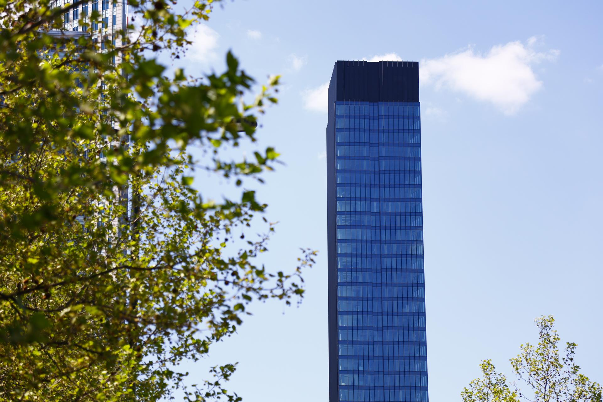 Skysawa, Warszawa, ul. Świętokrzyska 36