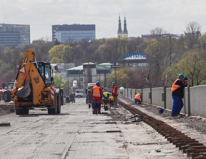 Kilofy weszły na most