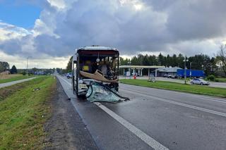 Lubelskie: Wypadek ciężarówki i szkolnego autokaru. Są ranni 