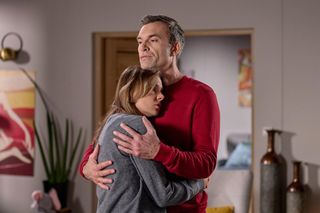 Na Wspólnej, odc. 4083. Mariusz Czerski (Mariusz Zaniewski), Ola (Marta Wierzbicka)