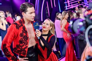 Dancing with the stars. Taniec z gwiazdami - Magdalena Tarnowska jest partnerką taneczną Michała Barczaka.