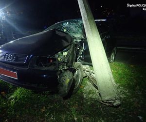 18-latek uderzył w betonowy słup w Rybniku. Miał prawo jazdy od tygodnia