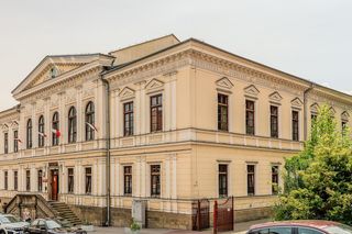 To największe miasto w Małopolsce bez kolei. Mieszkańcy wciąż czekają na pierwszy pociąg