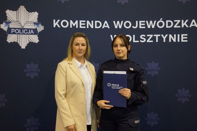 Nowi policjanci wypowiedzieli słowa przysięgi. Na Warmii i Mazurach rekrutacja wciąż trwa [ZDJĘCIA]