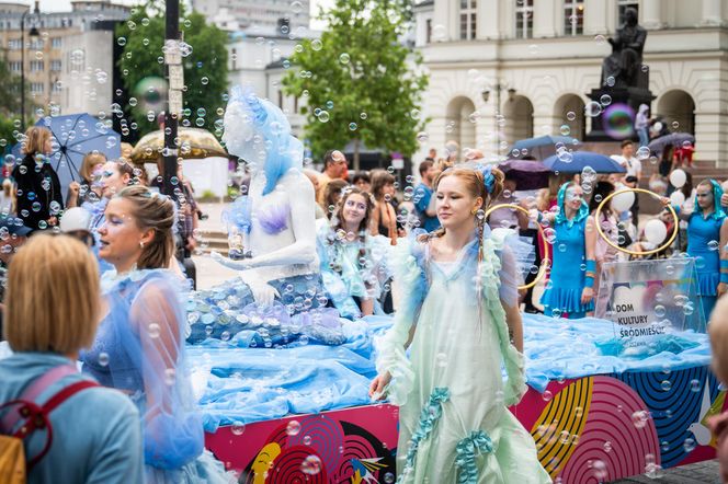 Parada Syrenki przeszła ulicami Warszawy. Tak bawili się mieszkańcy