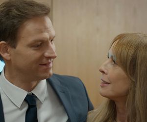 Barwy szczęścia, odcinek 3200: Łukasz (Michał Rolnicki), Agnieszka (Katarzyna Tlałka)