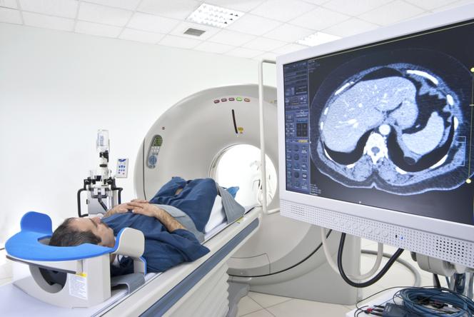 Badanie fMRI, czyli funkcjonalny rezonans magnetyczny. Na czym polega badanie aktywności mózgu?