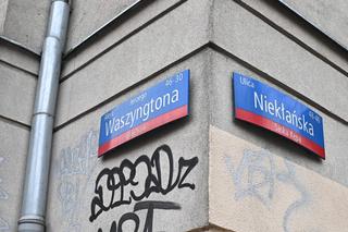 Na al. Waszyngtona parkowanie tylko równoległe. Mieszkańcy są wściekli na zmiany wprowadzane przez drogowców 