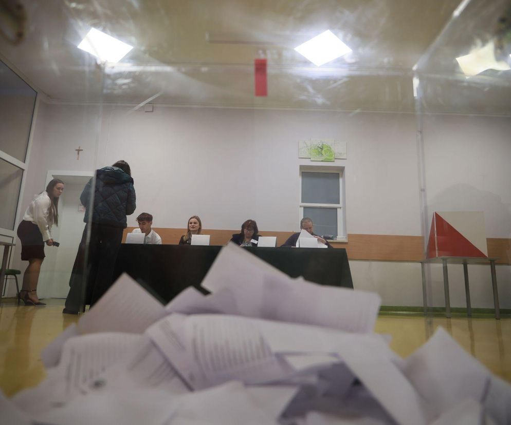 Wybory 2025. Dlaczego karta do głosowania ma ścięty róg? To nie błąd, a ważny znak