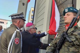 Odsłonięcie tablicy upamiętniającej 100-lecie Cudu nad Wisłą