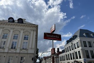 Biurowiec Plac Zamkowy w Warszawie