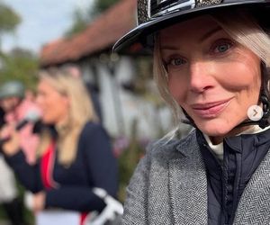 Agnieszka Woźniak-Starak wyglądała jak z brytyjskiej arystokracji. Co za luksus!