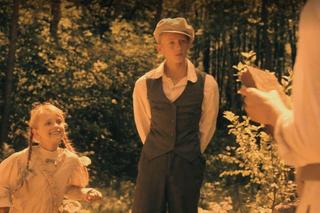 Dewajtis, odc. 3: Marek Czertwan (14 lat Piotr Seidel), Julka (8 lat Amelia Żuchowska), Olechno (15 lat Maksymilian Burczyk)