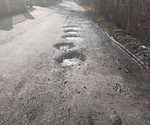 Jest szansa, że mieszkańcy Laskówca doczekają się remontu drogi.  