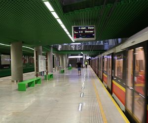 Stadion Narodowy - stacja metra M2 w Warszawie