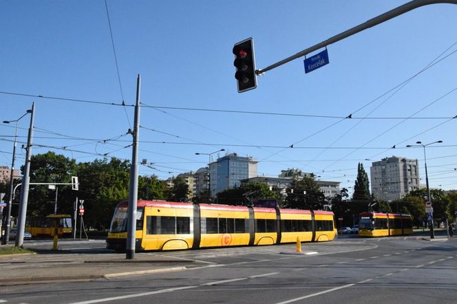 Najgorsze rondo w stolicy po nowemu. Kierowcy mają przestać się gubić na Kercelaku