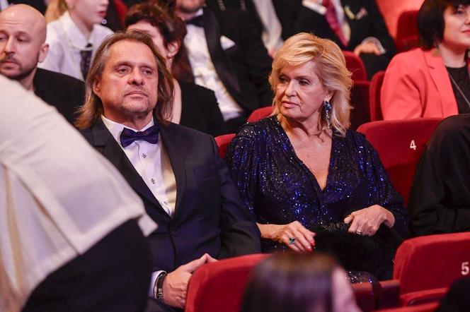 Ewa Kasprzyk znów zaskakuje. Po latach burzliwej miłości ogłasza rozstanie z narzeczonym