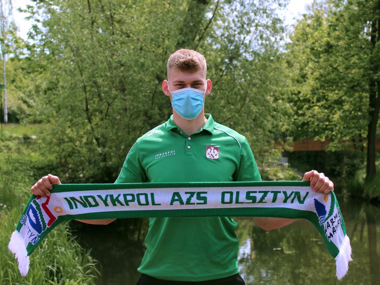 Mateusz Poręba z nowym kontraktem
