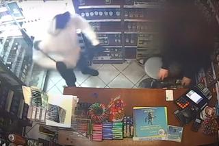 Bandyci siali postrach w sklepach monopolowych