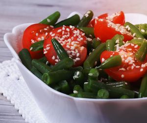 Niesamowita fasolka szparagowa z sezamem i sosem sojowym