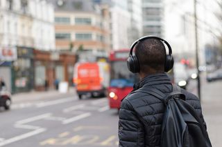 Które rockowe i metalowe zespoły pojawiają się na playlistach dla poprawy nastroju? Naukowcy sprawdzili