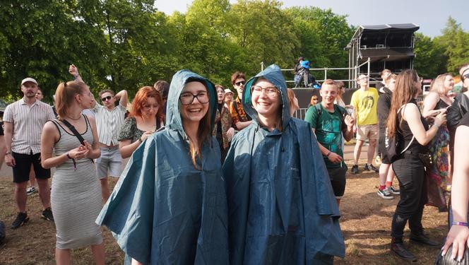 Kortowiada 2024. Drugi dzień koncertów na plaży przyciągnął tłumy. Zobacz zdjęcia!