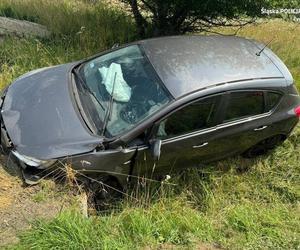 Makabryczny wypadek pod Żywcem. Kierowca zjechał z drogi i uderzył w przepust. Mężczyzna nie żyje 