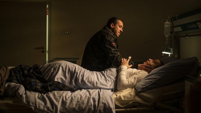 Kod genetyczny odc. 4. Piotr (Maciej Musiałowski), Robert Janas (Mirosław Haniszewski)