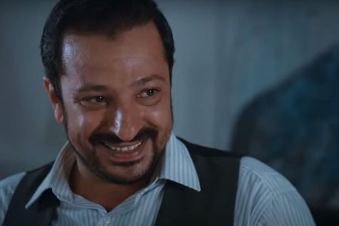 Idris cieszy się z informacji, jaką dostał od swoich ludzi 