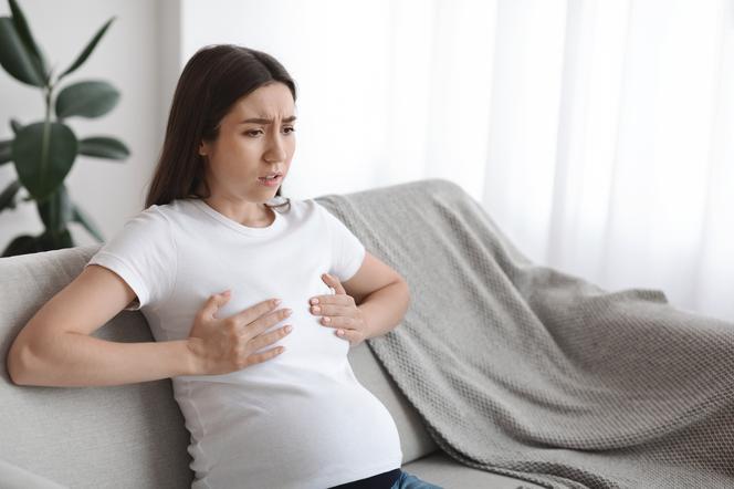Jak zmieniają się piersi w czasie ciąży i jak o nie dbać? To cię może zaskoczyć