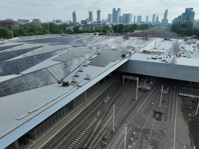 Warszawa Zachodnia to dworzec jak z bajki. Zbliża się koniec prac, ale wcześniej pociągi pojadą... na telefon!