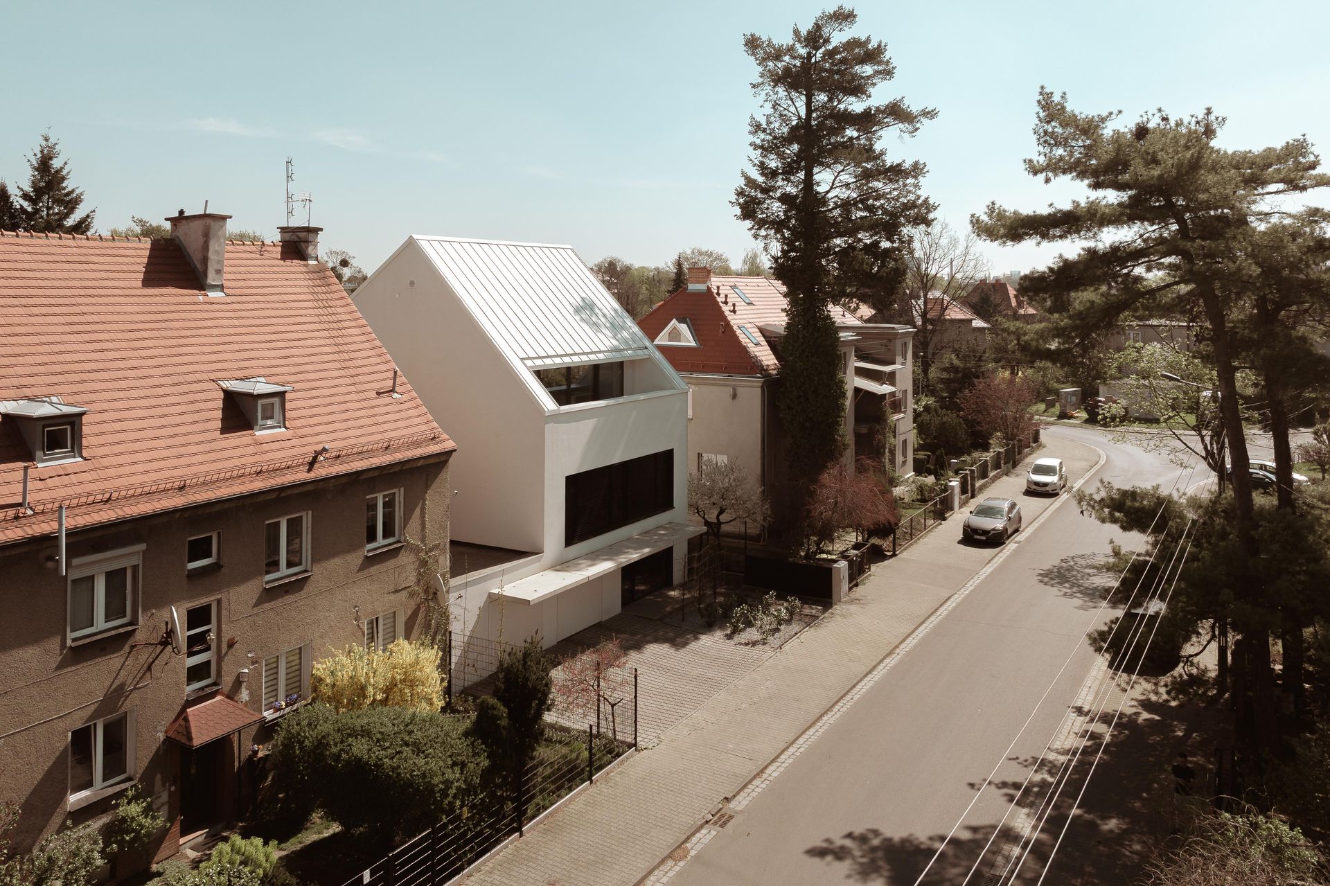 Dom Pomiędzy od 3XA