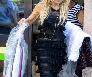 Monika Olejnik. W falbanach pogubiła pranie