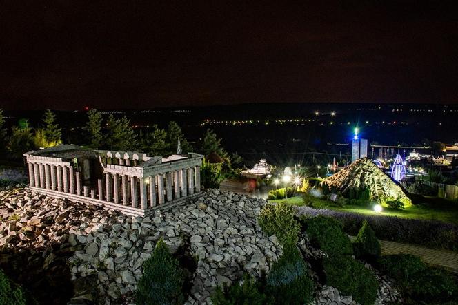 Park Rozrywki i Miniatur Sabat Krajno zaprasza na Nocne Zwiedzanie