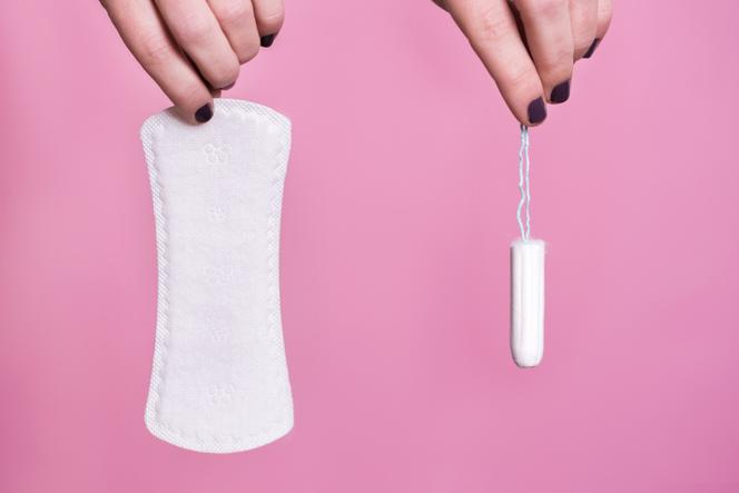Tampon czy podpaska - fakty i mity o higienie intymnej w czasie miesiączki