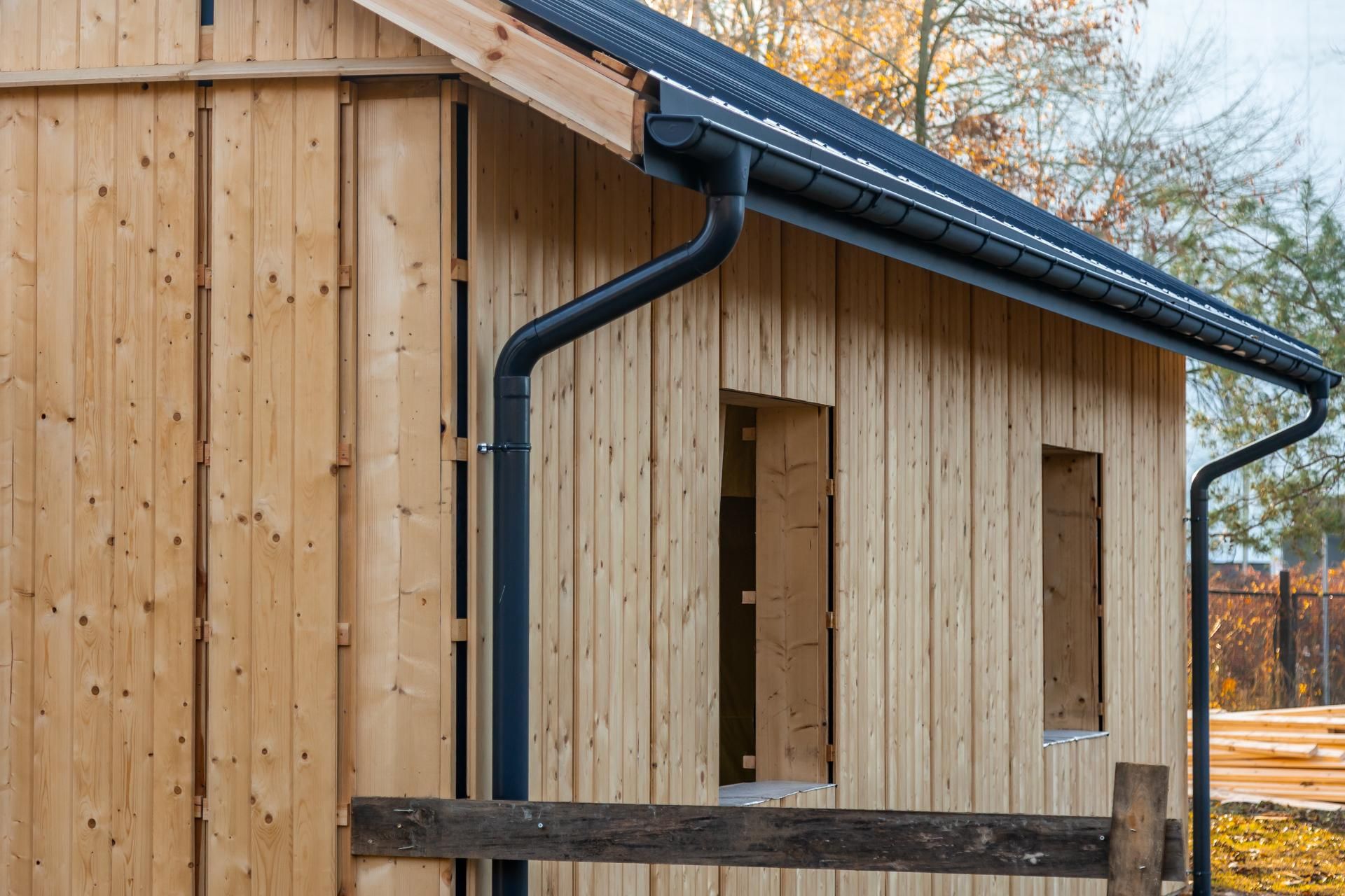 Odbudowa domków fińskich na Polu Mokotowskim