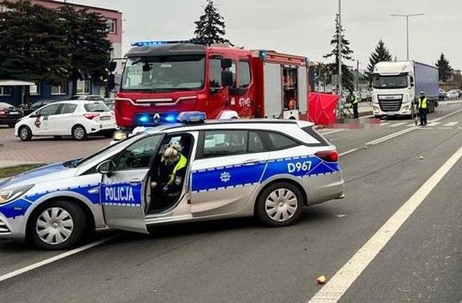 Kierowca ciężarówki potrącił rowerzystkę. Kobieta zginęła na miejscu