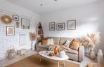 Salon w stylu scandi boho