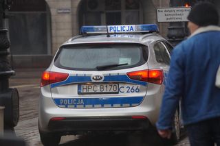 Syn przyjechał do domu i znalazł w nim zwłoki rodziców! Rodzinna tragedia w Lesznie