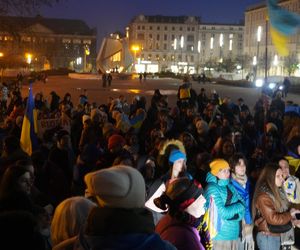 Manifestacja w trzecią rocznicę wybuchu wojny w Ukrainie