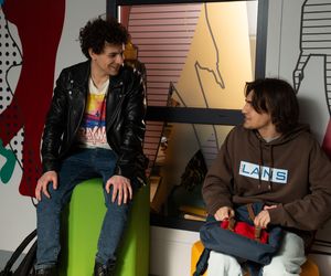 Barwy szczęścia, odcinek 3229: Romeo (Jacek Tyszkiewicz), Wiktor (Grzegorz Kestranek)