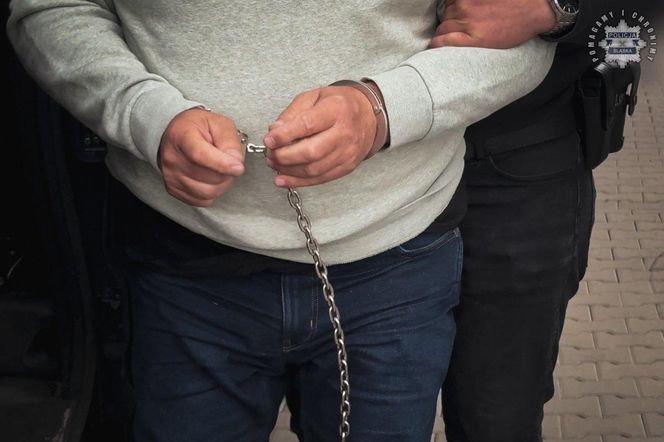 Śląska policja poluje na mafię śmieciową. Kolejne osoby zatrzymane. Zarzuty dla 105 osób