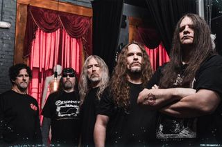 Gitarzysta Cannibal Corpse padł ofiarą niszczycielskich huraganów na Florydzie!