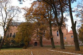   Barciany. Ta wieś w woj. warmińsko-mazurskim dawniej była miastem. Skrywa wyjątkowy zamek