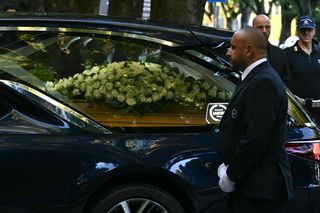 Tak wyglądał  pogrzeb Giorgio Armaniego. Kto pojawił się na ceremonii?