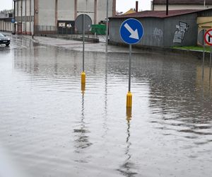 Potężne burze nad Podkarpaciem. Grad, wicher i potoki deszczu, jak w środku lata!