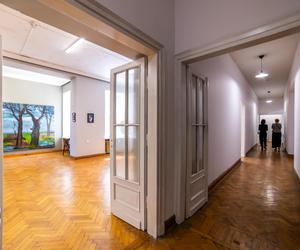 NADA Villa czyli Willa Gawrońskich w Warszawie - zdjęcia wnętrz zabytkowego pałacu i byłej ambasady